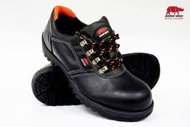 Safety shoue 39-46.